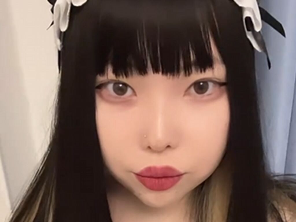 Ayumiross's profile - Image n°0
