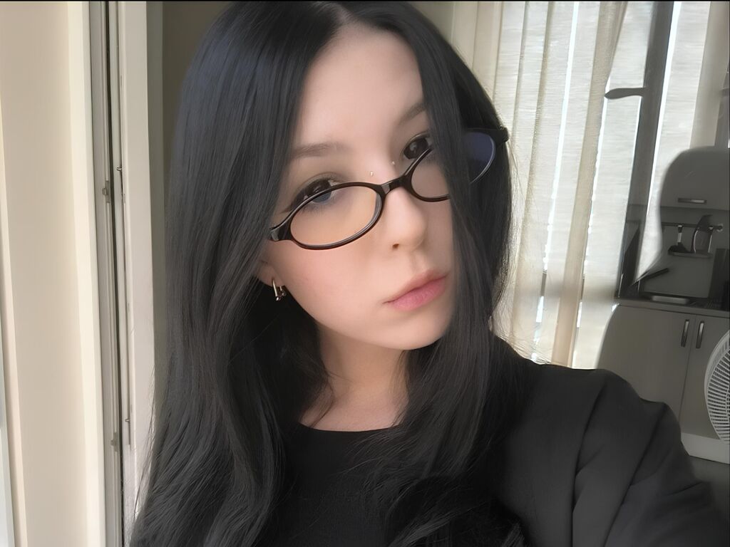 Azaliyahaze's profile - Image n°0