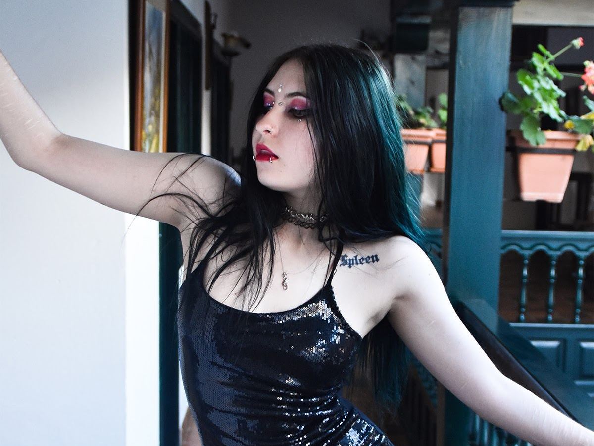 BellaRavenn's profile - Image n°0
