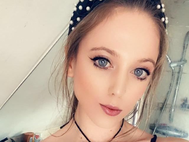 BlueEyedBrooke's profile - Image n°0