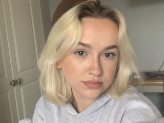 BritishMissPoppy's Sexcam