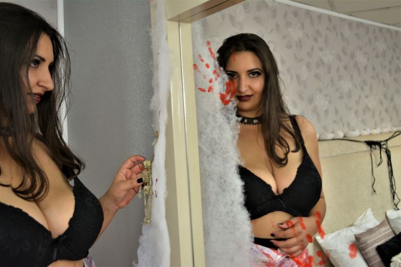 Busty_Eva's profile - Image n°13