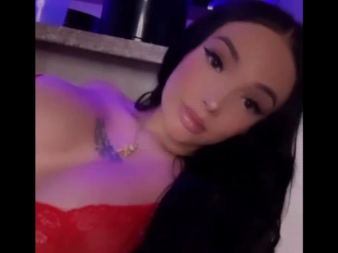 Badrosee24's profile - Image n°0