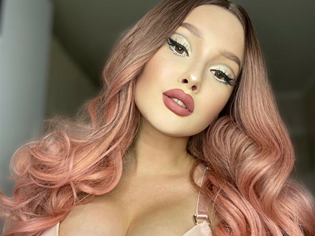 Barbie's profile - Image n°2