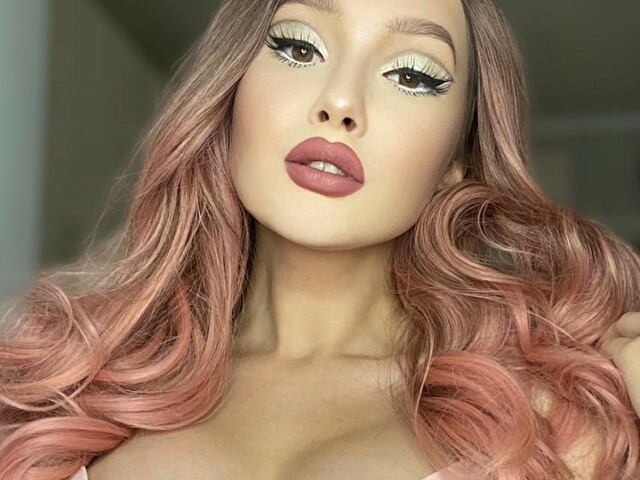 Barbie's profile - Image n°1