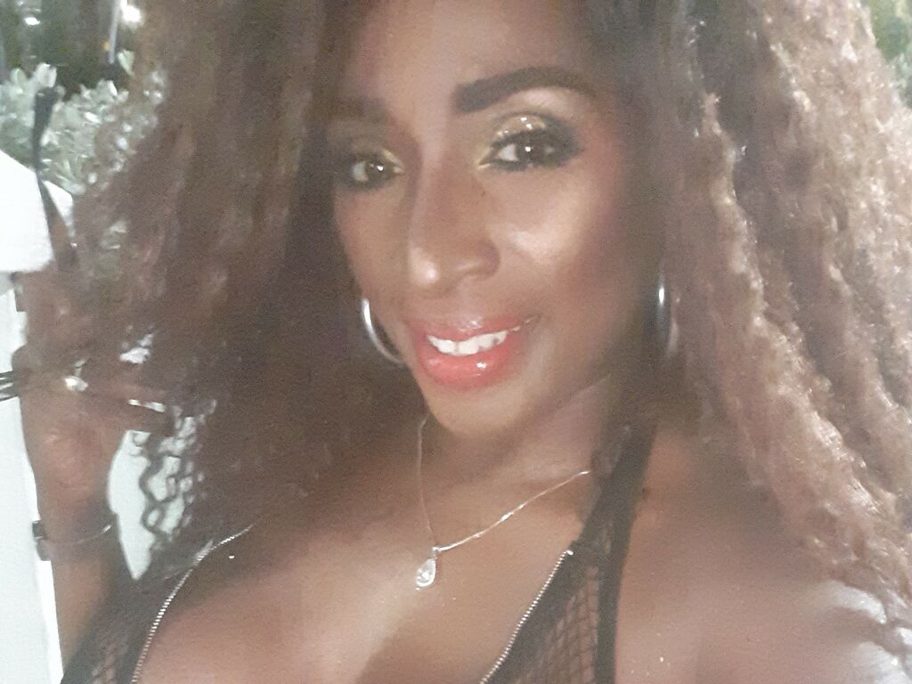 Barbiebronze's profile - Image n°0