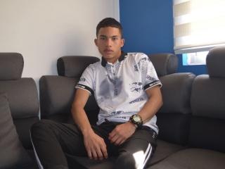 Webcam sex with Bayron20