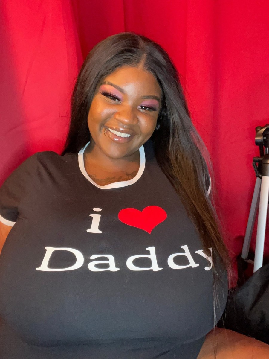 Bbwchocochyna's profile - Image n°1