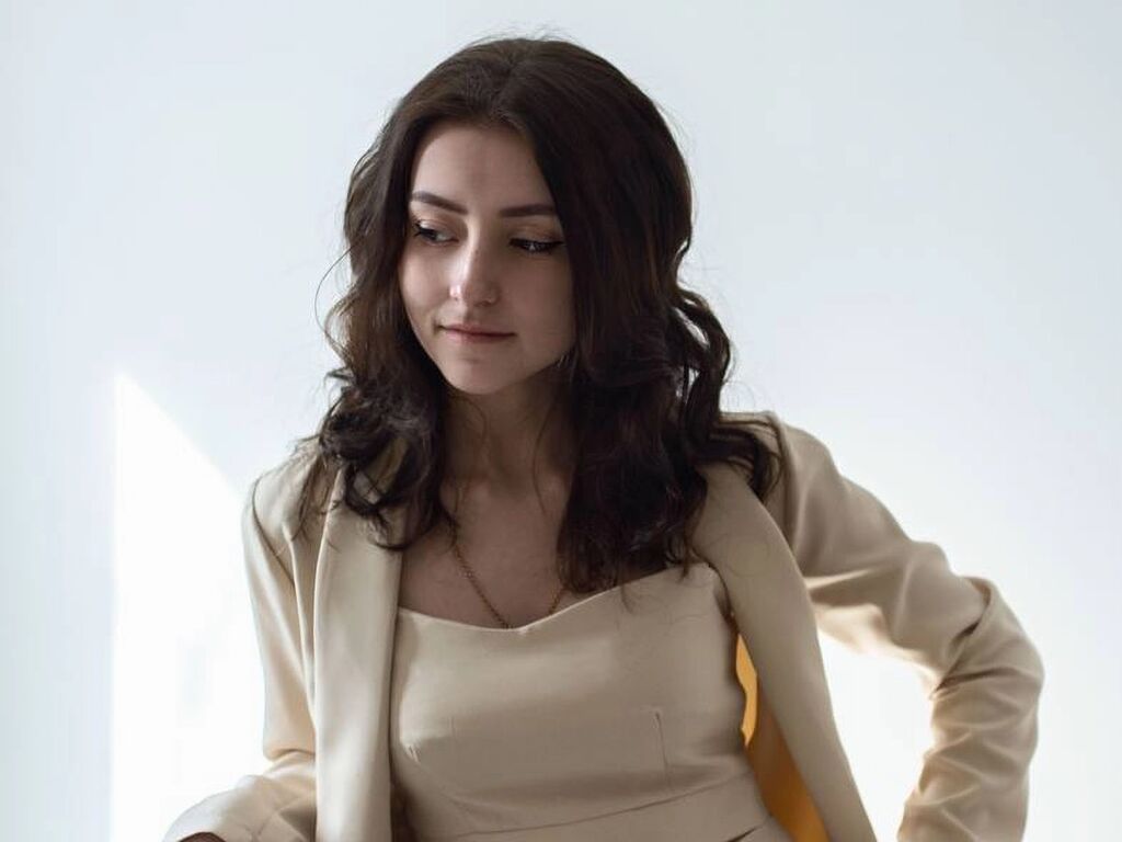 Beatrixhakes's profile - Image n°1