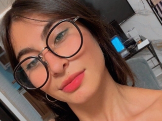 Beatriz_Doll's Sexcam