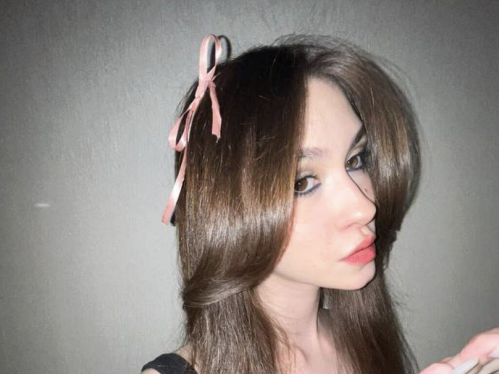 Beckyashmore's profile - Image n°1