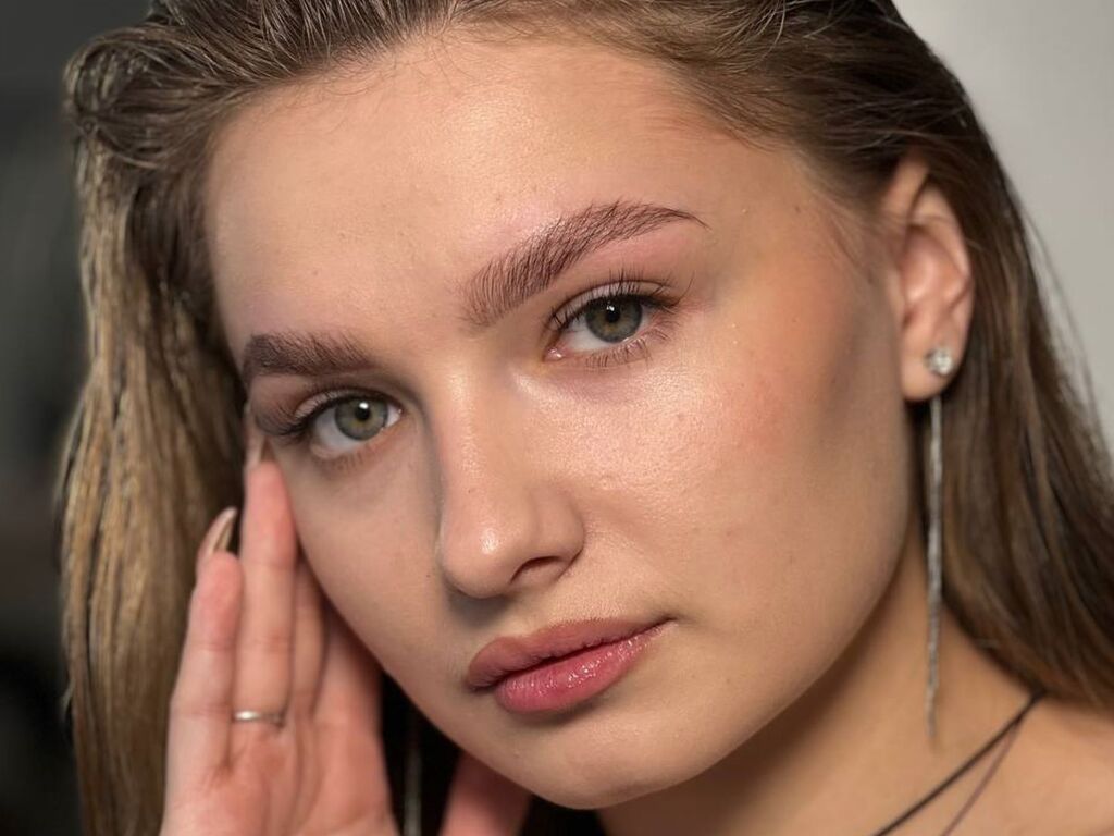 Beckyhallsted's profile - Image n°1