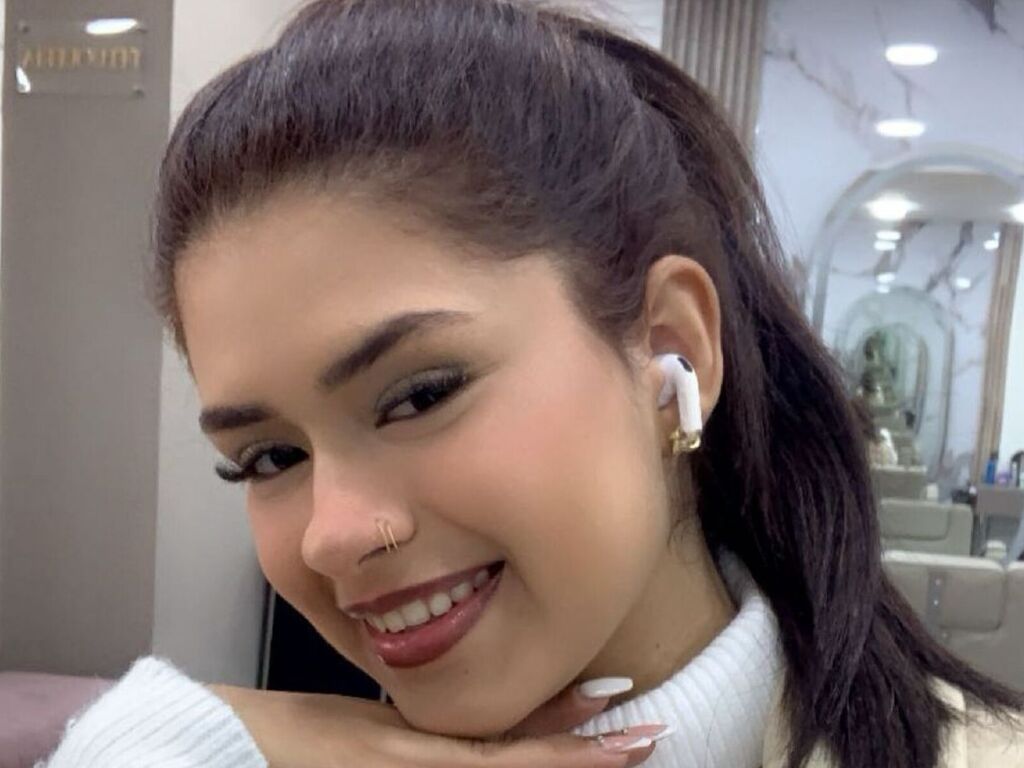 Perfil con Bellaastonne - Imagen  n°0