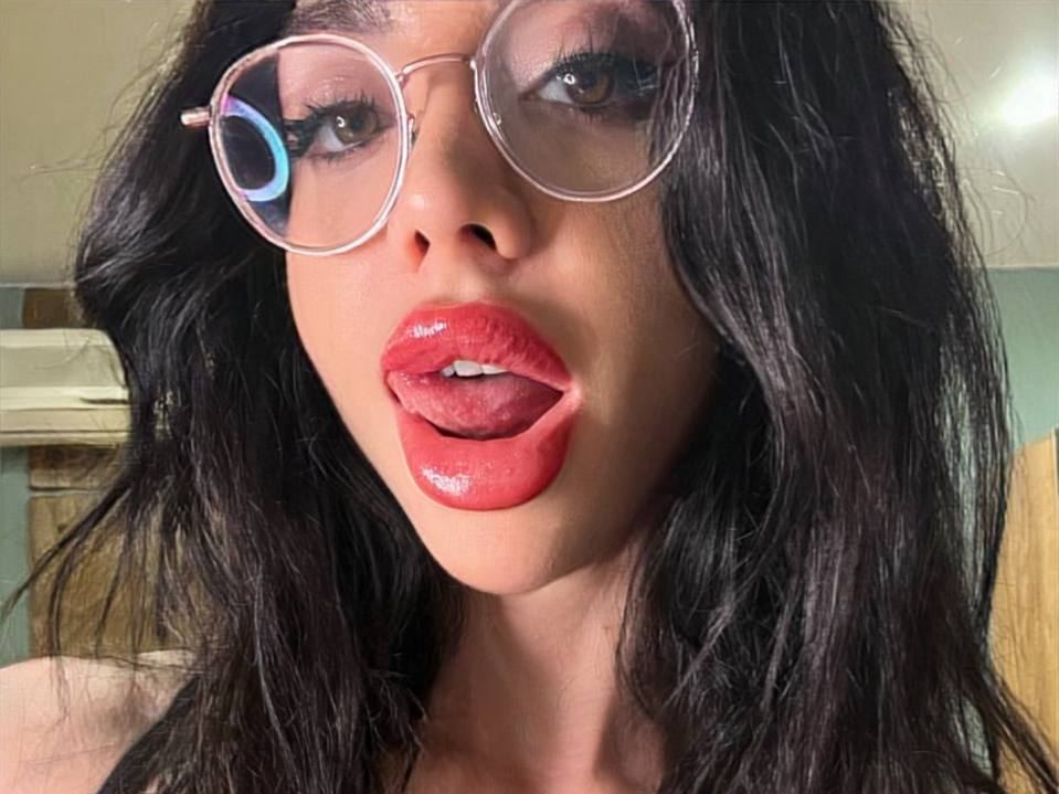 Bellaburn's profile - Image n°1