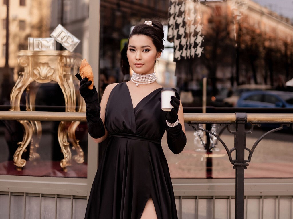 Bellahadley's profile - Image n°4