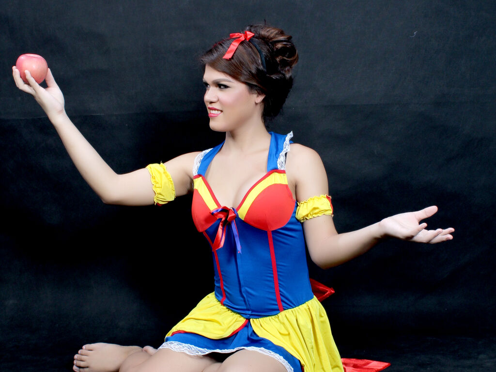 Bellashoemaker's profile - Image n°1