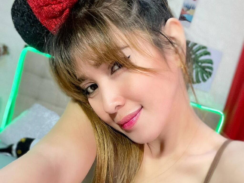 BellaWinter's profile - Image n°2