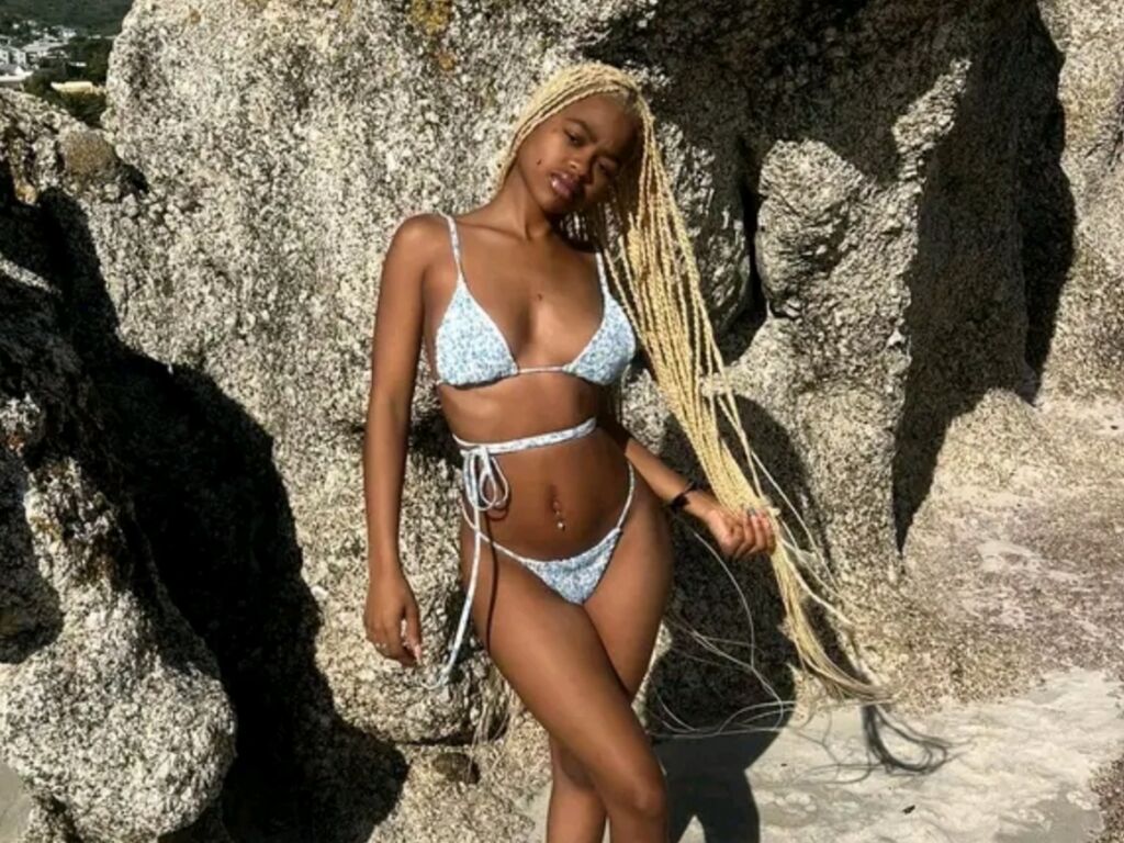 Bellzrosee's profile - Image n°0