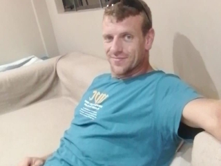 Ben18milfboy's Sexcam