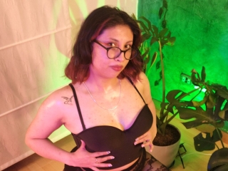 Webcam sex with Bernicescott