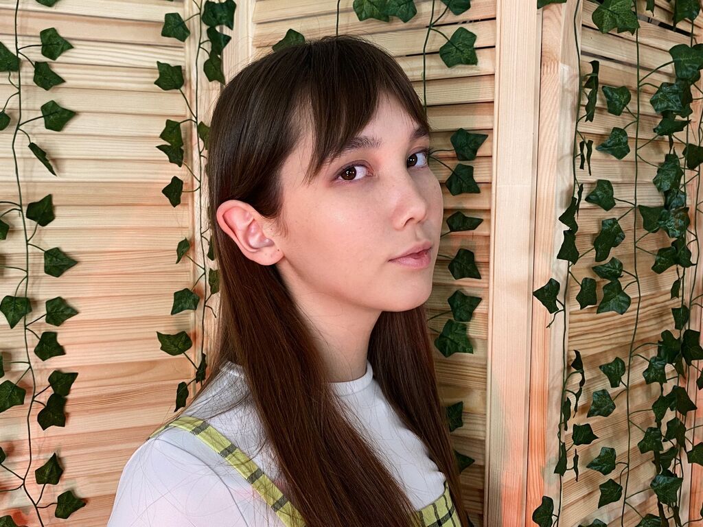 Bethanyhofer's profile - Image n°1