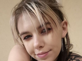 Webcam sex con Bettiedaryanl