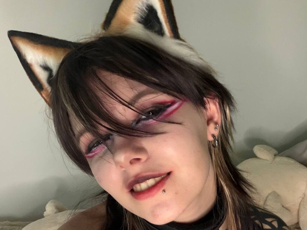 Bettiedaryanl's profile - Image n°3