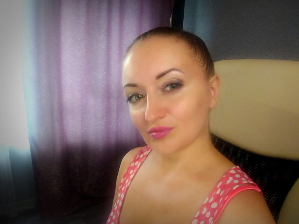 Bettylange's profile - Image n°0