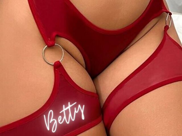 BettyLove's profile - Image n°3
