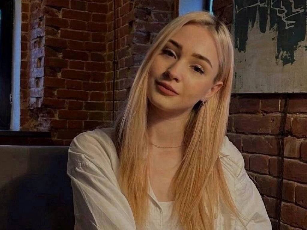 Betybarnes's profile - Image n°0