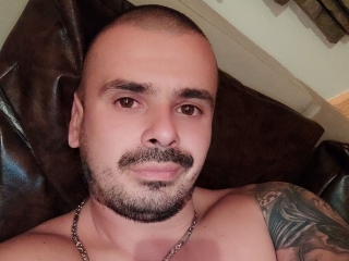 Bikerbiman90's Sexcam