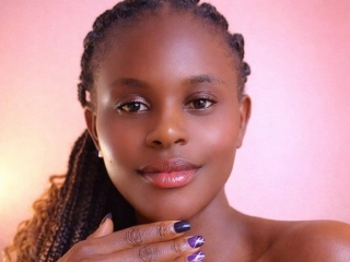 Webcam sex with Biyaysha_Love