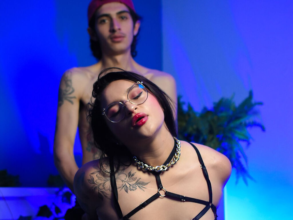 Blakeandlillith's profile - Image n°1