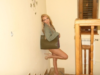 Webcam sex con Blondeangel_4u2