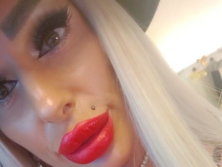 Webcam sex con Blondedelya