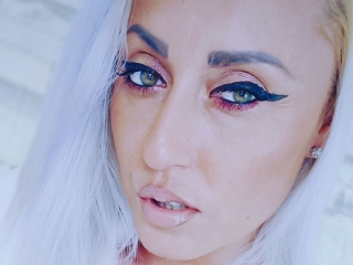 Blondeivany's Sexcam