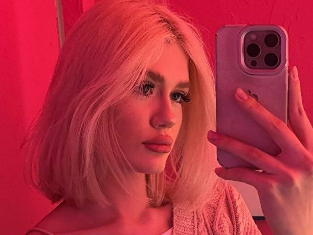 blondemoor's profile - Image n°0