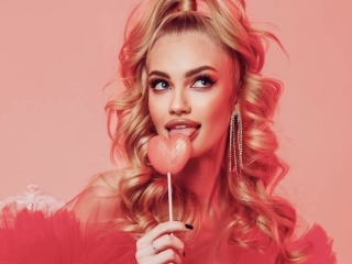 Blondiebarb's Sexcam