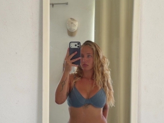 Webcam sex met Blondiesirenita