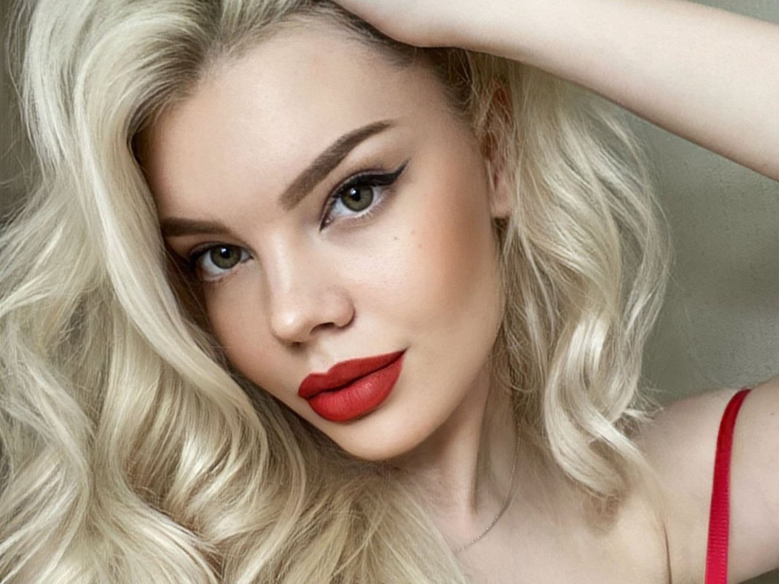 Blondikelly's profile - Image n°0