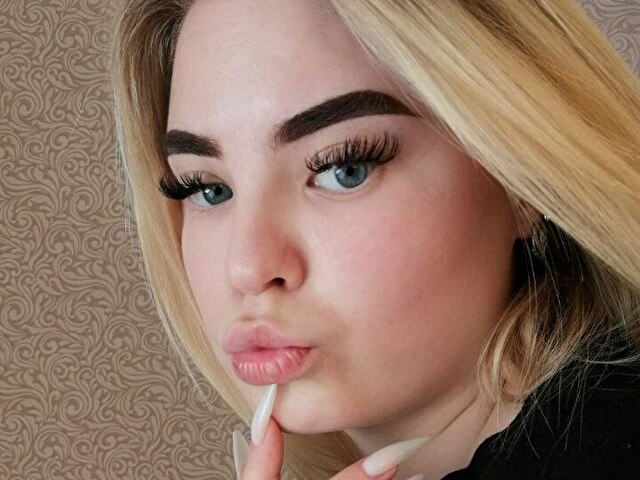 BlondyHot's profile - Image n°1