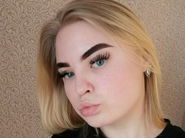 BlondyHot's profile - Image n°0