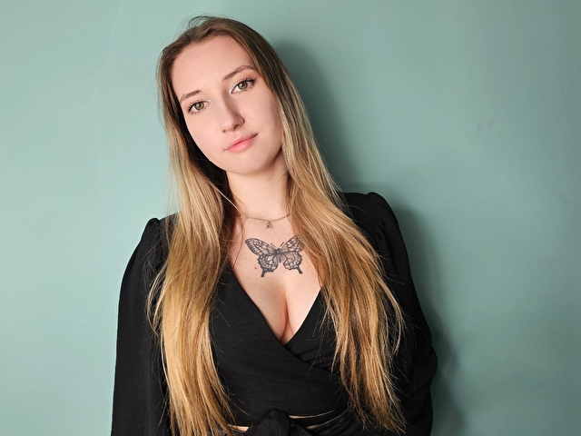 BlondyJolly's profile - Image n°6