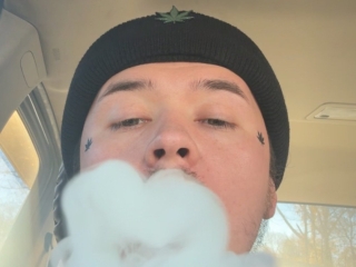 Sexo por webcam con Bluevelvetboi1133