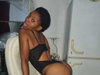 Webcam sex con Bondibitch