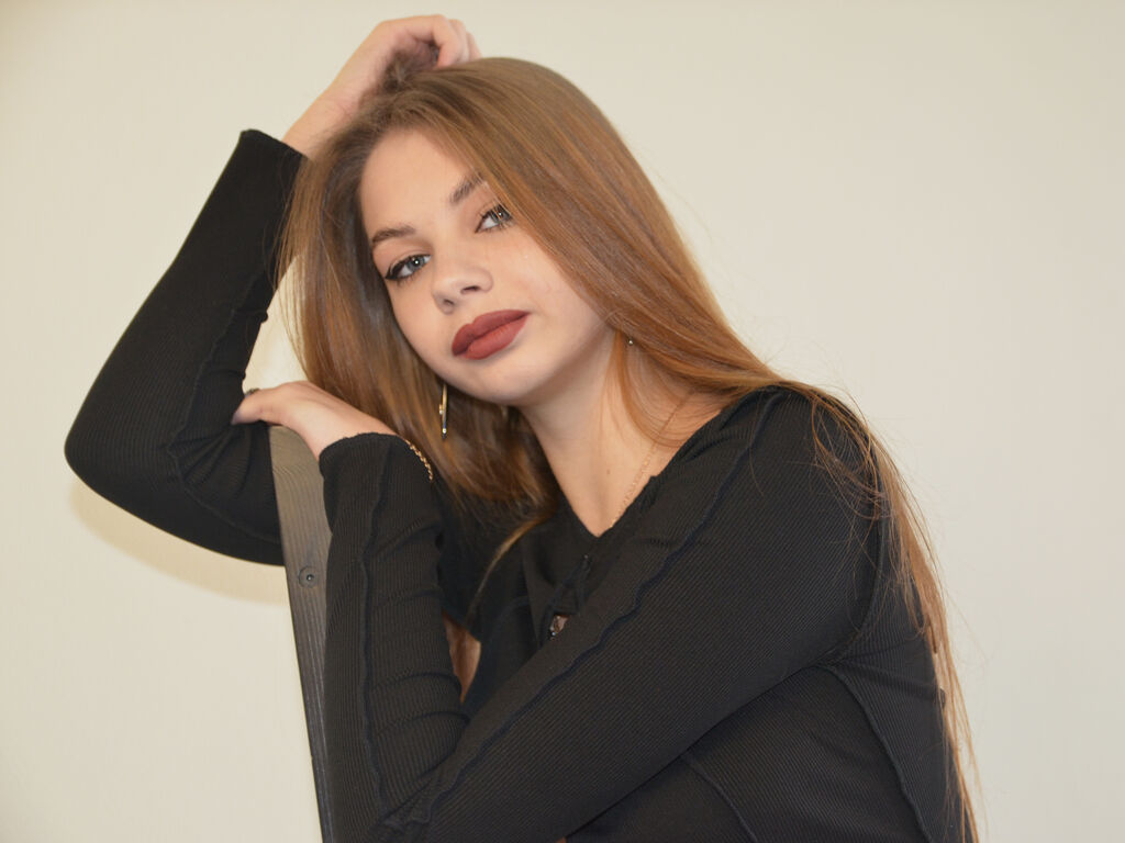 Bonniepierce's profile - Image n°3