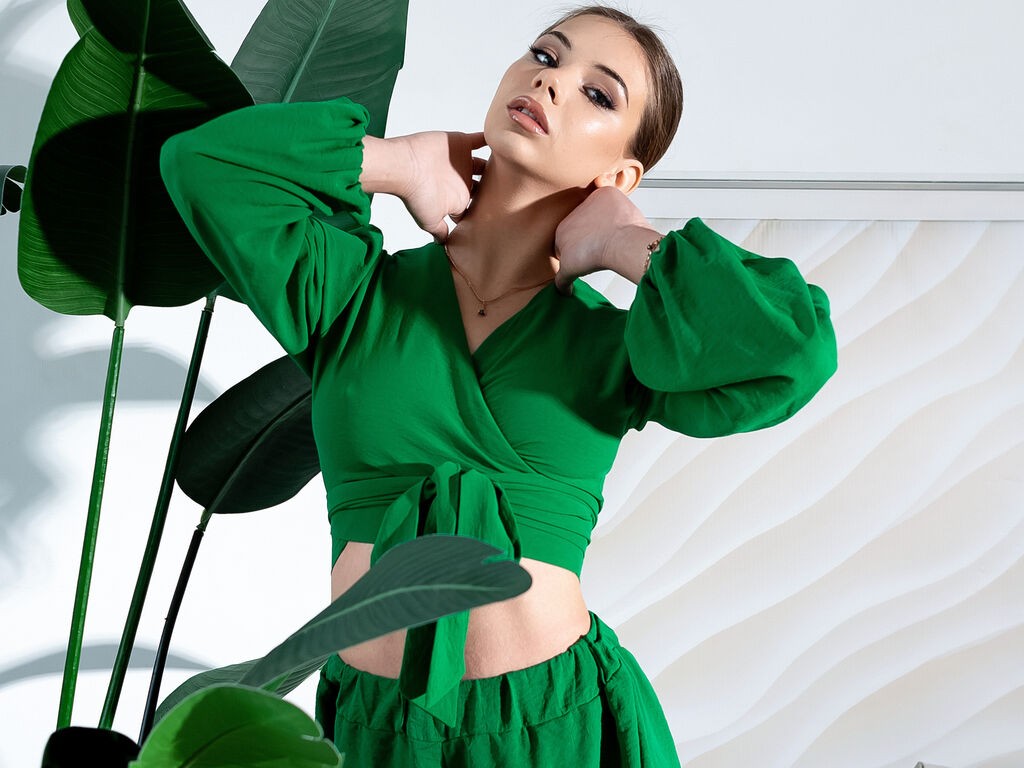 Bonniepierce's profile - Image n°2