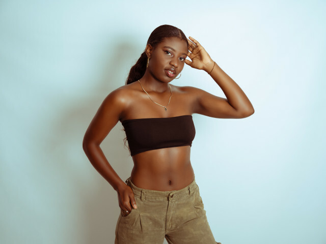 Perfil con Bonniesimone - Imagen  n°13