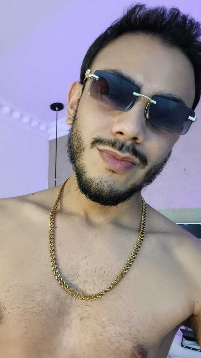 Profil de Bossdominator - Photo n°0