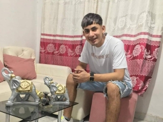 Webcam sex con Boylatinosexxxx